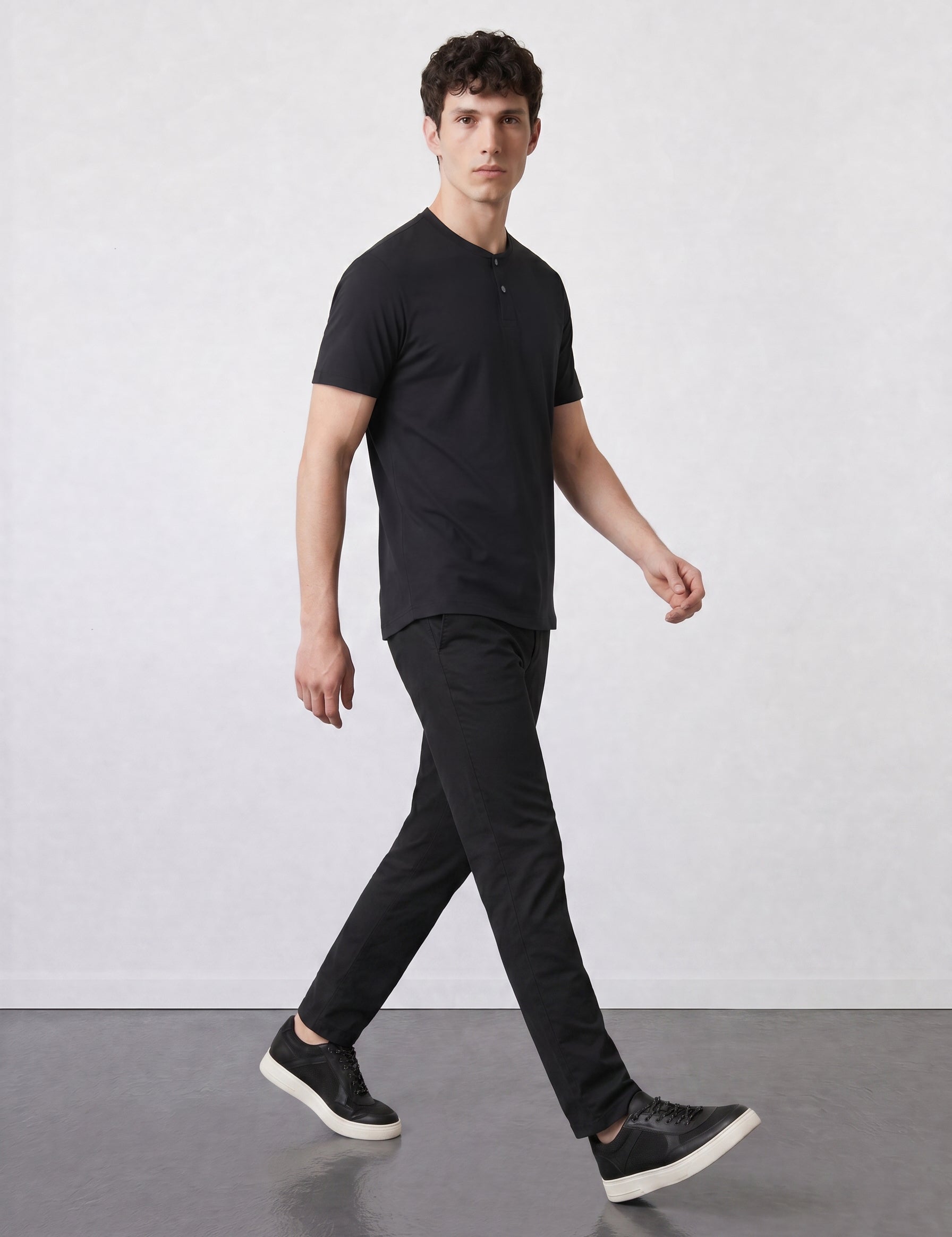 THE FLEX - HENLEY COLLAR HALF TEE - BLACK
