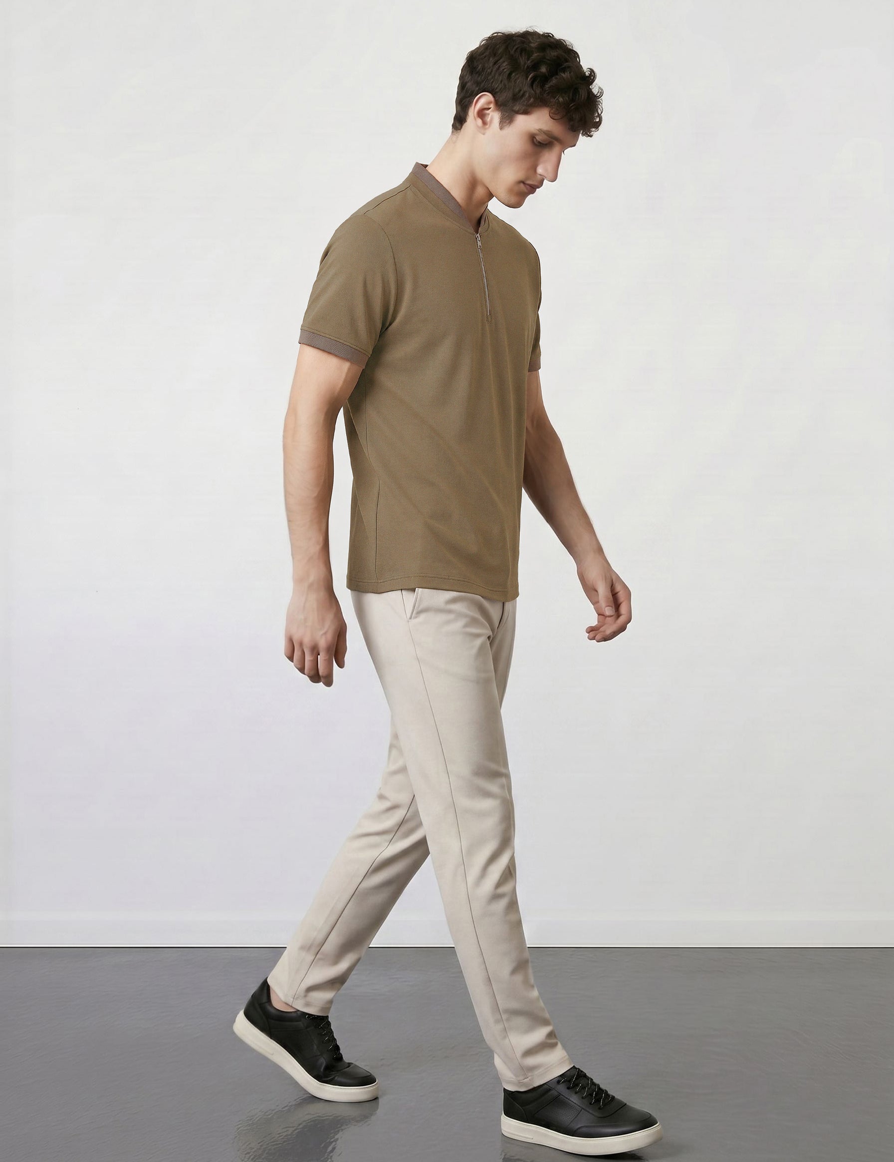 THE APEX - QUARTER ZIP POLO - MILITARY GREEN