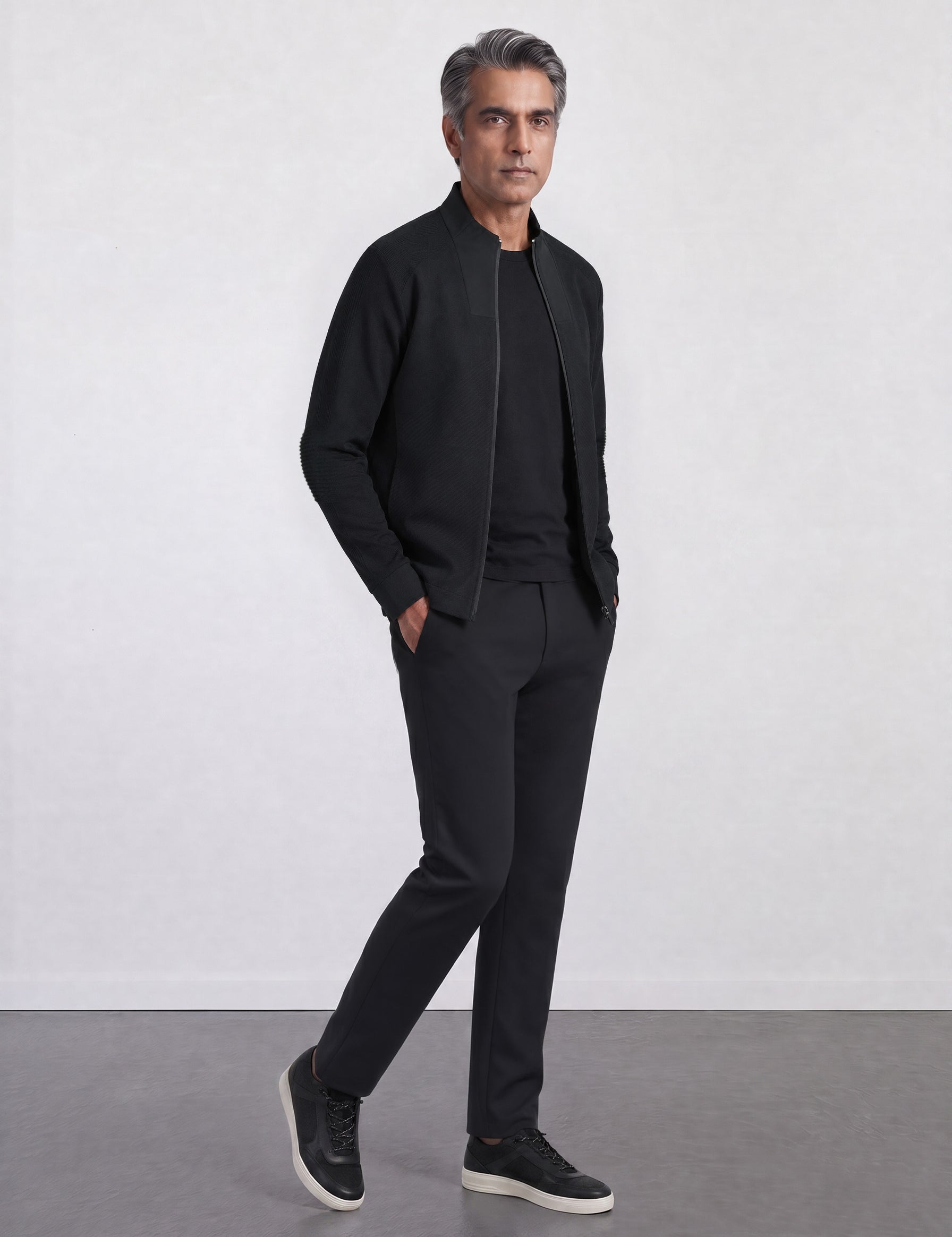 THE AIRTECH - BOMBER JACKET - BLACK