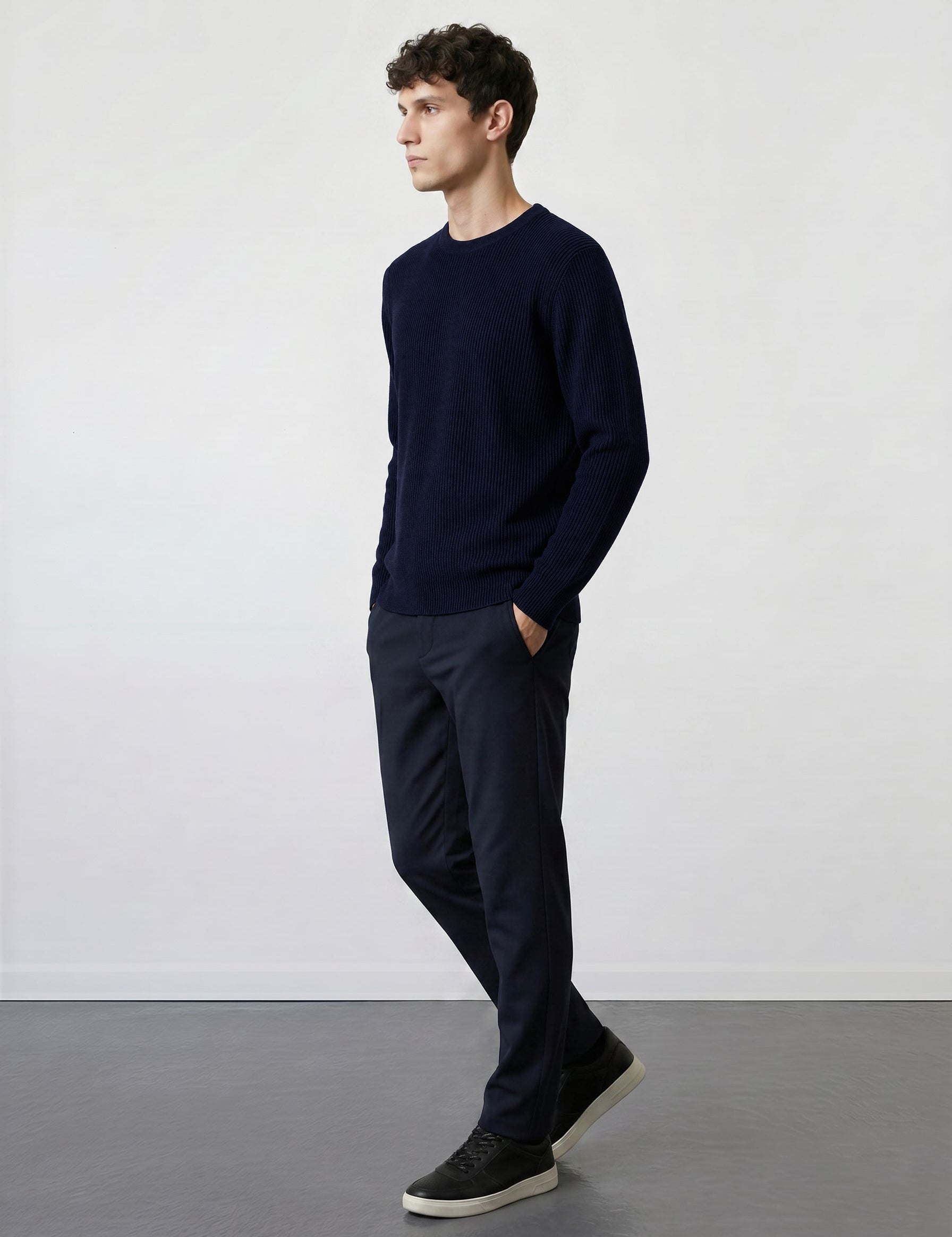 THE SOFT EASE - REGULAR SWEATER - NAVY BLUE