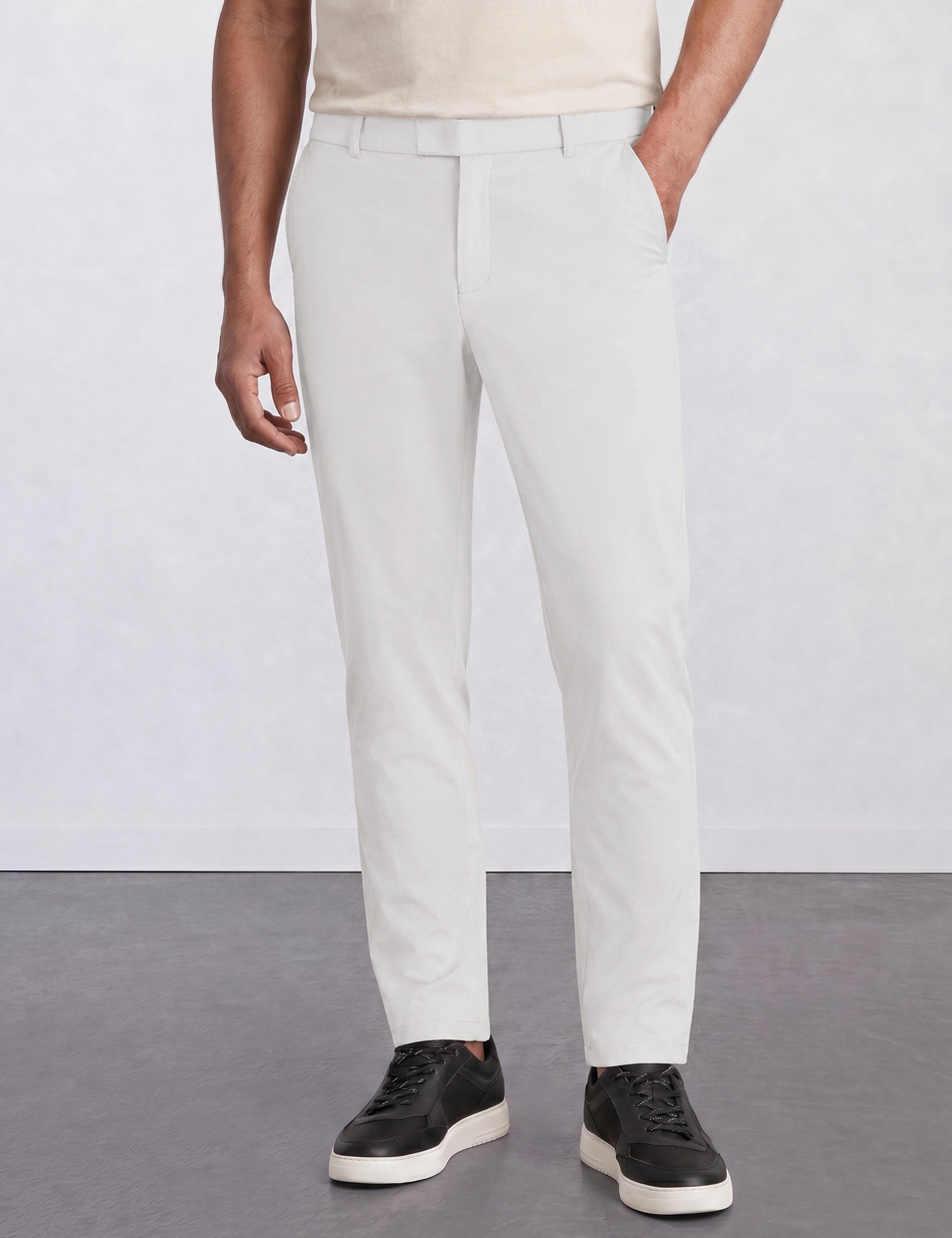 THE HYPERFLEX EASY - SLIM RIPSTOP PANTS - OFF WHITE