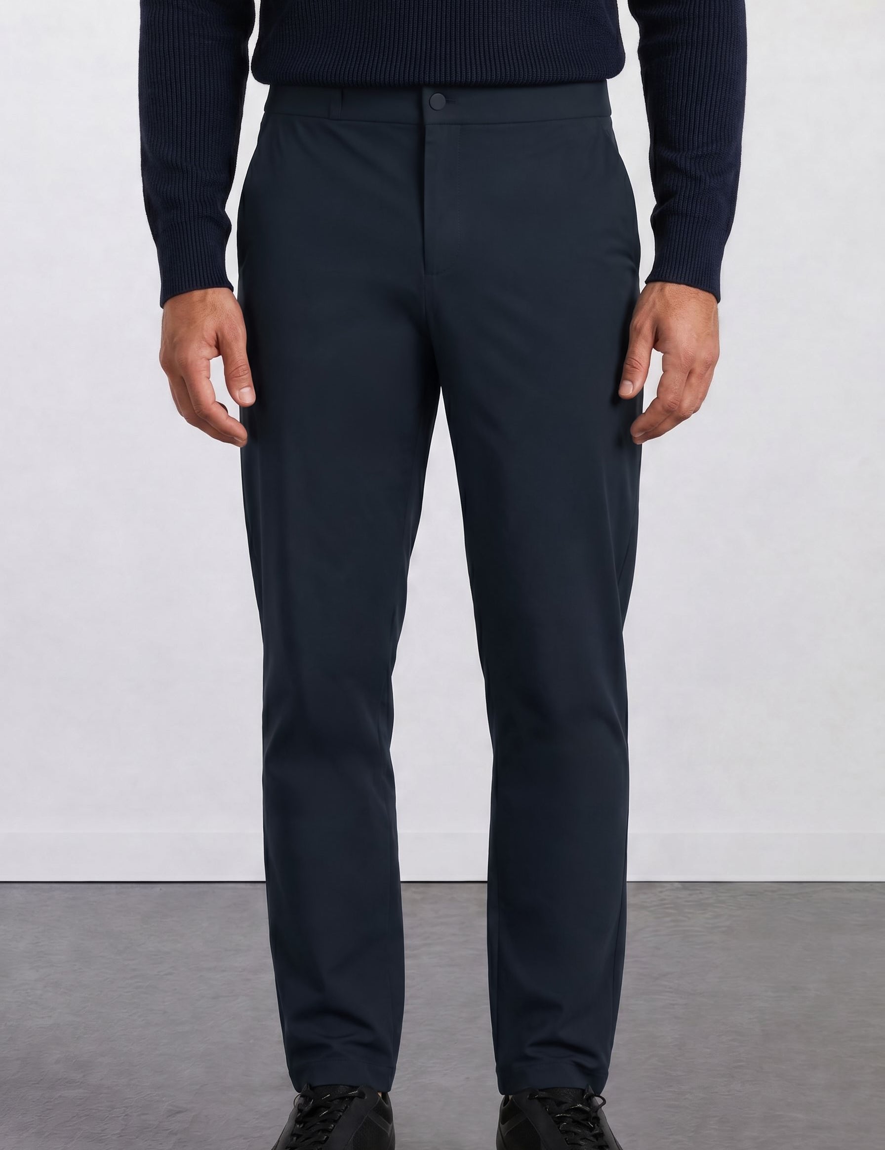 THE HYPERFLEX EVERYDAY - REGULAR PANTS - BLACK