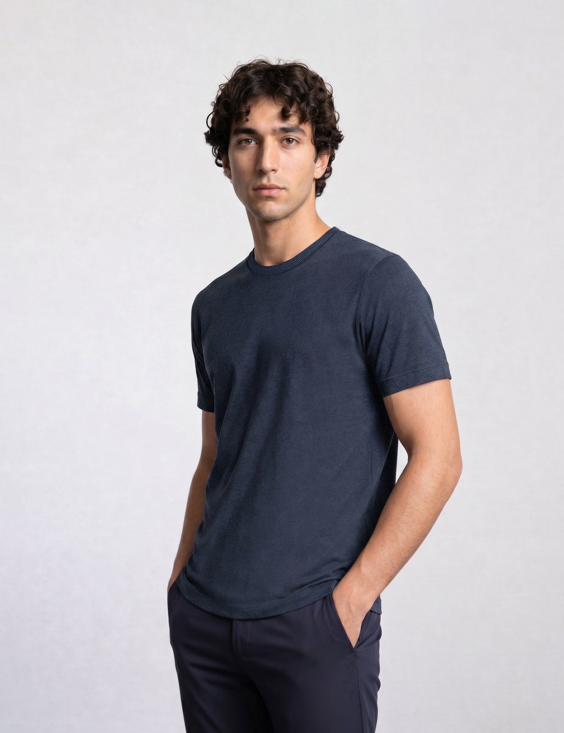 THE EVERYDAY - SEAMLESS HALF TEE - NAVY BLUE