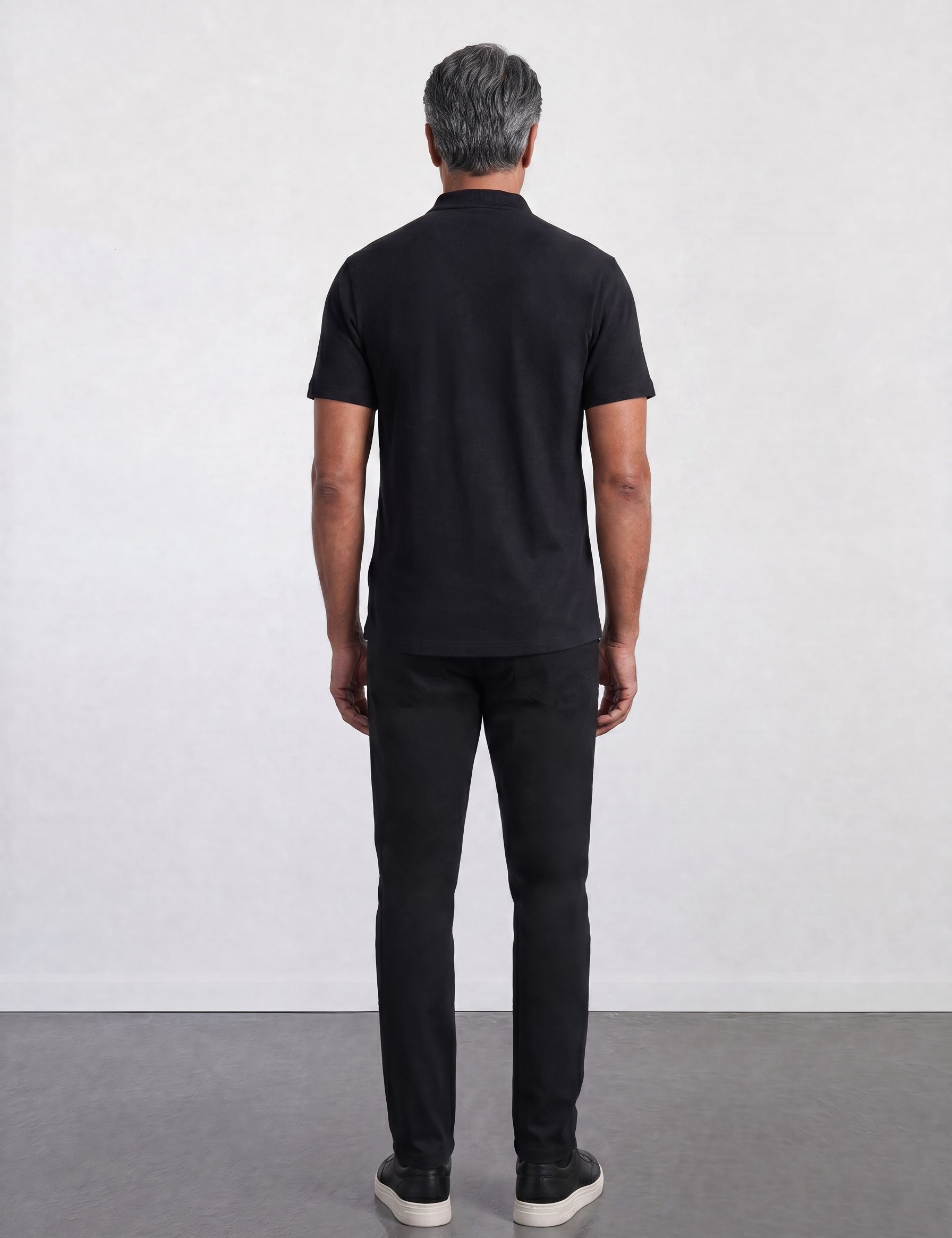 THE ACTIVE - QUARTER ZIP HALF TEE - BLACK