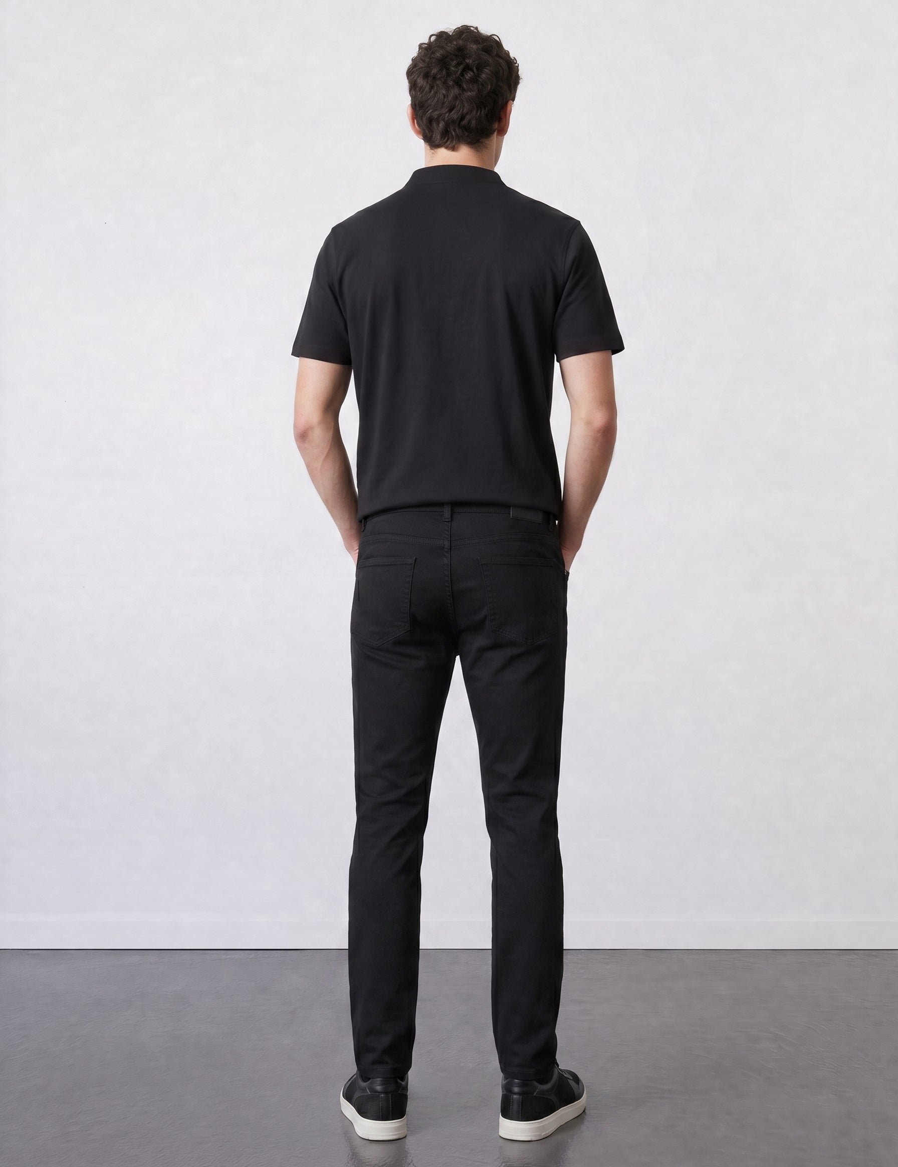 THE FLEX - HENLEY COLLAR HALF TEE - BLACK